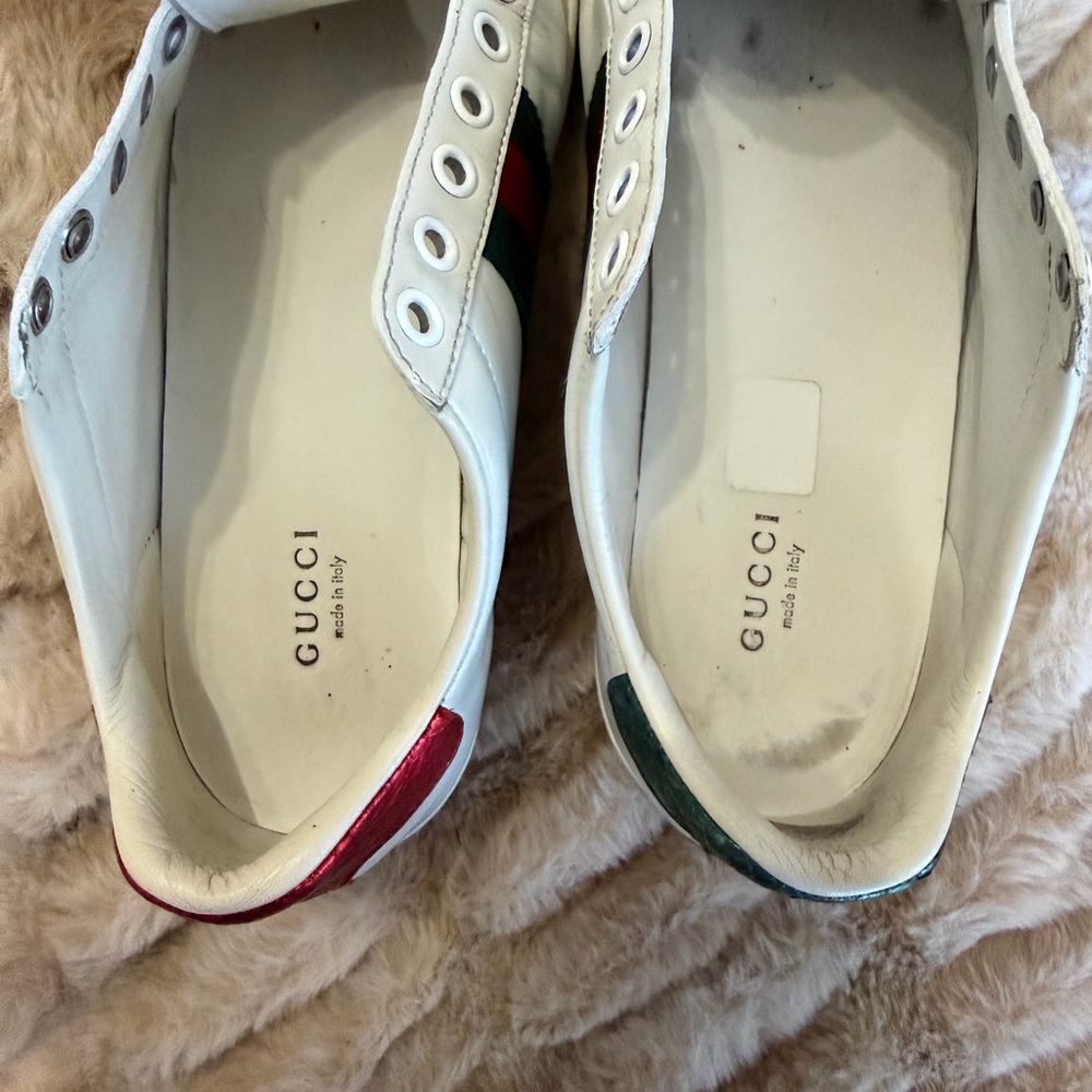Women's Gucci Ace sneaker with bee
Size 36 US 6 - Picture 12 of 12